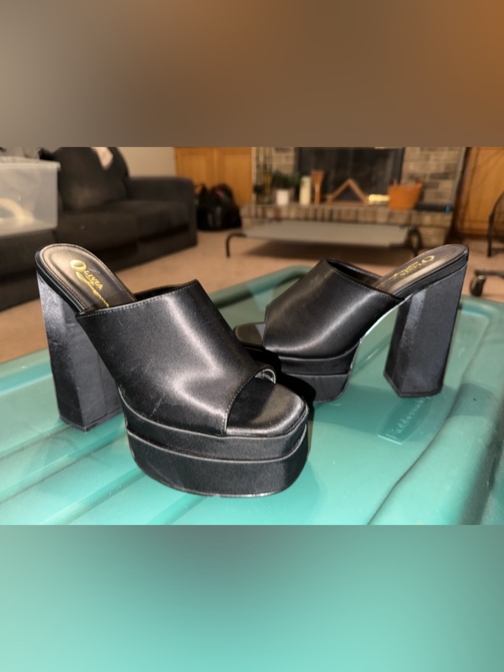 Olivia Jaymes Black Chunky Platform Peep-Toe Slide Block Heels